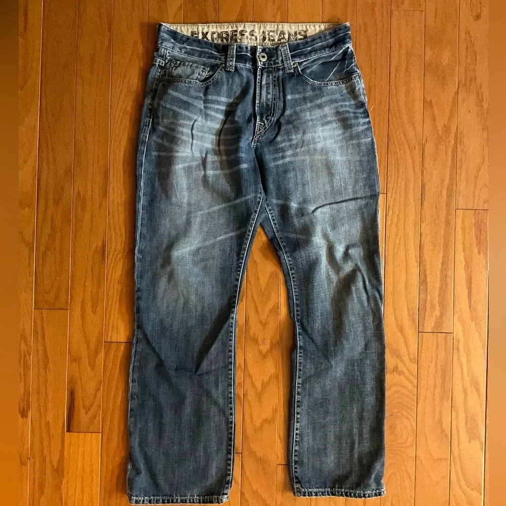 Men’s Express Jeans Loose Fit Zipper 🪰 Blue Jeans!